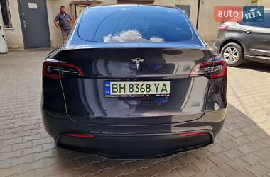 Внедорожник / Кроссовер Tesla Model Y 2024 в 
