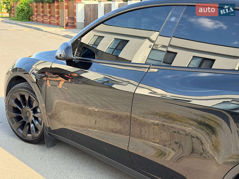 Внедорожник / Кроссовер Tesla Model Y 2022 в Днепре