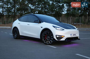 Внедорожник / Кроссовер Tesla Model Y 2023 в 