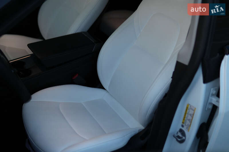 Позашляховик / Кросовер Tesla Model Y 2023 в Дніпрі фото 23 Позашляховик / Кросовер Tesla Model Y 2023 в Дніпрі