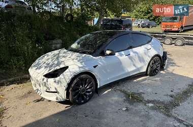 Внедорожник / Кроссовер Tesla Model Y 2022 в 