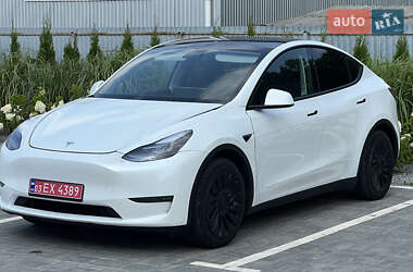 Tesla Model Y 2021
