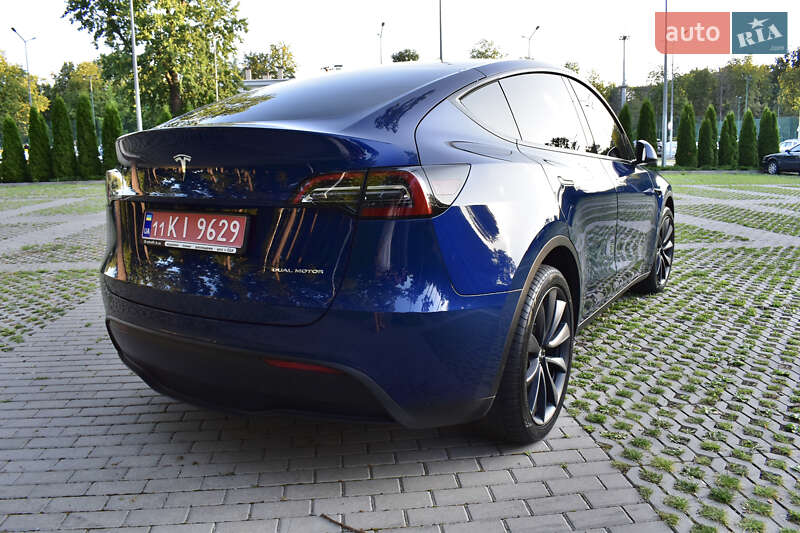 Внедорожник / Кроссовер Tesla Model Y 2024 в Харькове