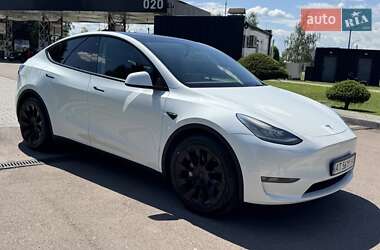 Tesla Model Y 2021