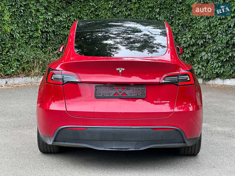 Внедорожник / Кроссовер Tesla Model Y 2023 в Киеве