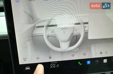 Внедорожник / Кроссовер Tesla Model Y 2023 в 