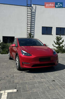 Tesla Model Y 2022