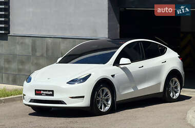 Внедорожник / Кроссовер Tesla Model Y 2023 в 