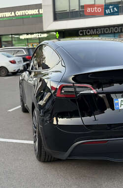Внедорожник / Кроссовер Tesla Model Y 2023 в 