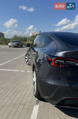 Внедорожник / Кроссовер Tesla Model Y 2021 в 