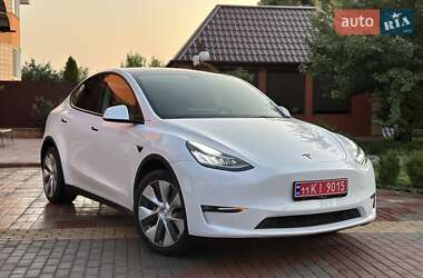Внедорожник / Кроссовер Tesla Model Y 2021 в 