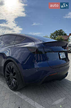 Внедорожник / Кроссовер Tesla Model Y 2022 в 