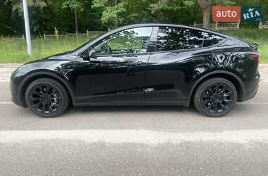Внедорожник / Кроссовер Tesla Model Y 2023 в 