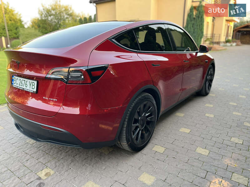 Внедорожник / Кроссовер Tesla Model Y 2021 в Львове