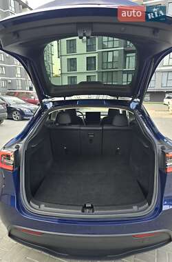 Внедорожник / Кроссовер Tesla Model Y 2023 в 