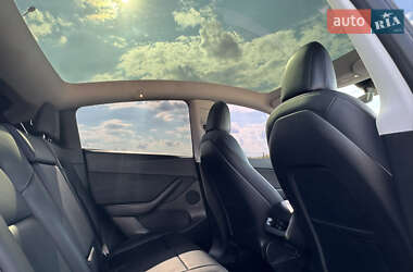 Внедорожник / Кроссовер Tesla Model Y 2020 в 