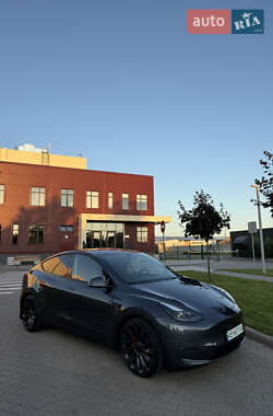 Внедорожник / Кроссовер Tesla Model Y 2023 в 