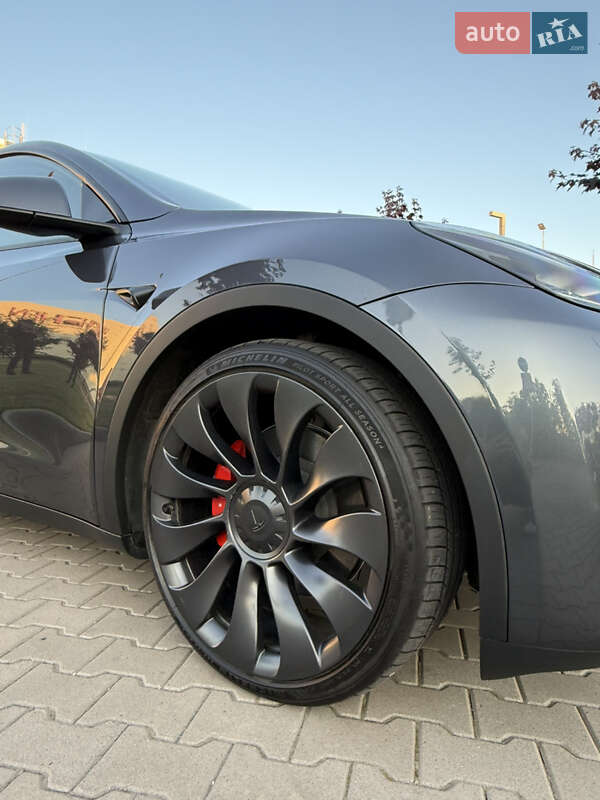 Внедорожник / Кроссовер Tesla Model Y 2023 в Виннице