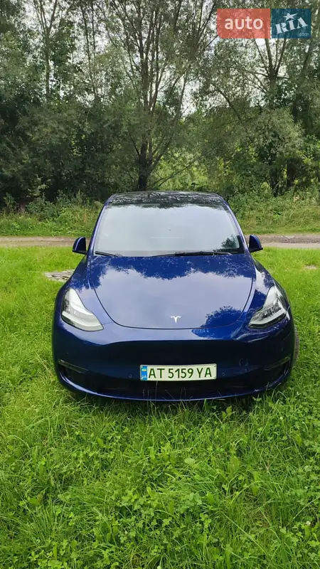 Tesla Model Y 2022