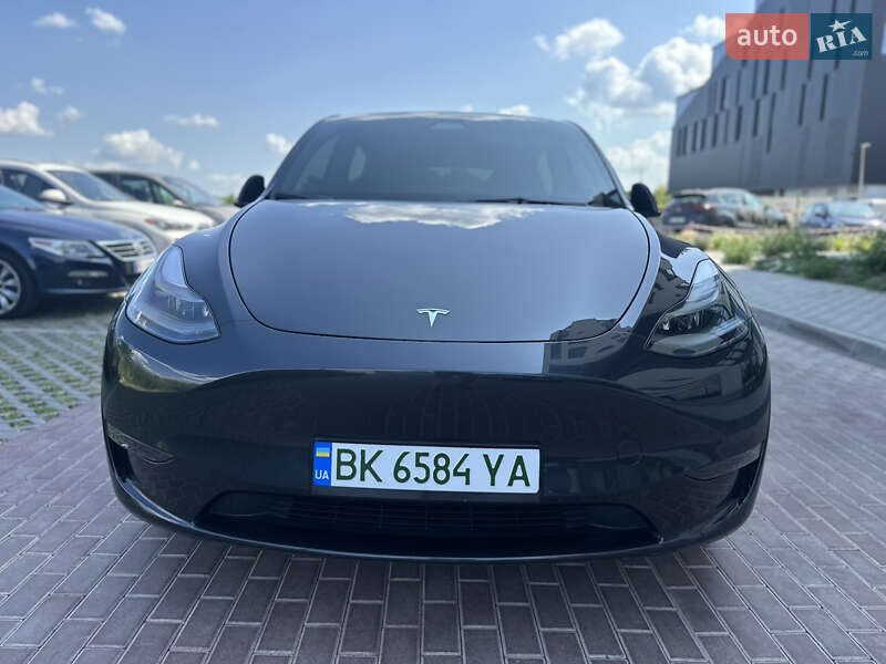 Внедорожник / Кроссовер Tesla Model Y 2024 в Ровно