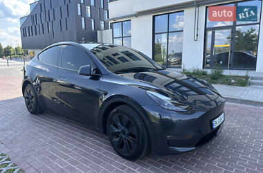 Внедорожник / Кроссовер Tesla Model Y 2024 в Ровно