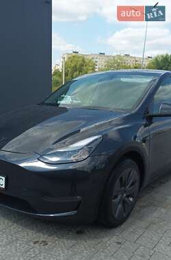Внедорожник / Кроссовер Tesla Model Y 2024 в 