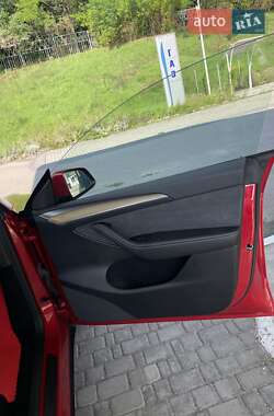 Внедорожник / Кроссовер Tesla Model Y 2023 в 