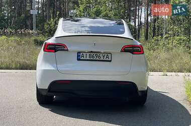 Внедорожник / Кроссовер Tesla Model Y 2021 в 