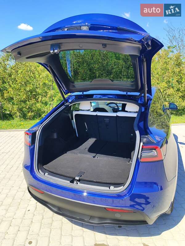 Внедорожник / Кроссовер Tesla Model Y 2022 в Каменец-Подольском