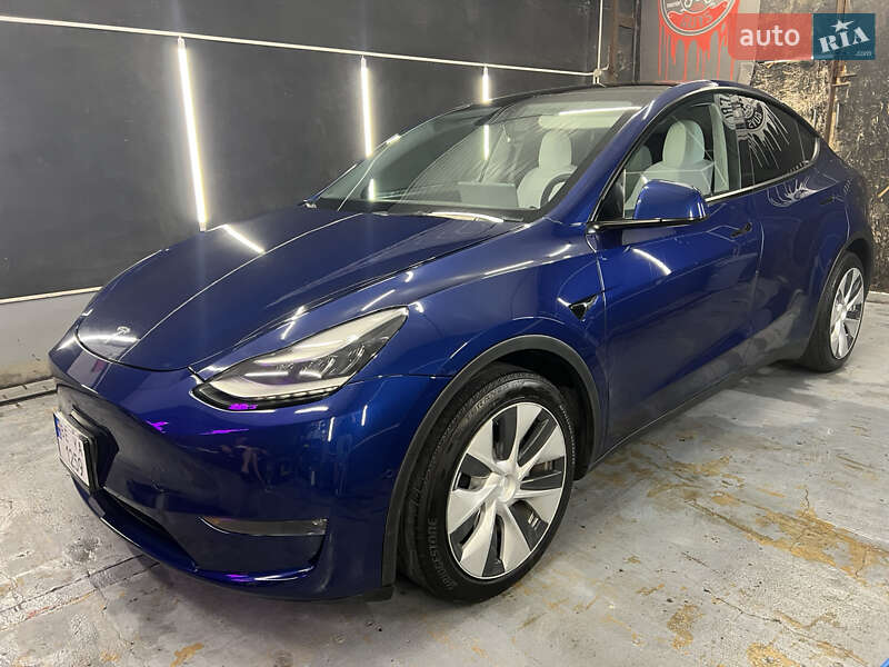 Позашляховик / Кросовер Tesla Model Y 2021 в Миколаєві