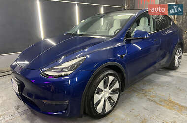 Внедорожник / Кроссовер Tesla Model Y 2021 в 