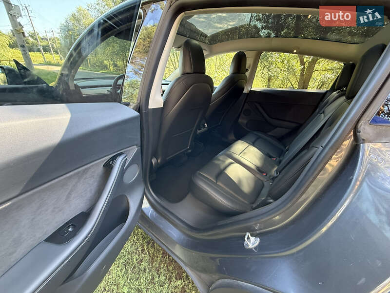 Внедорожник / Кроссовер Tesla Model Y 2020 в Василькове