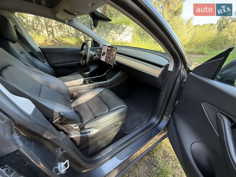 Внедорожник / Кроссовер Tesla Model Y 2020 в Василькове