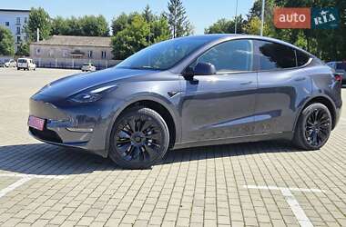 Внедорожник / Кроссовер Tesla Model Y 2024 в 