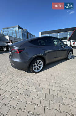 Внедорожник / Кроссовер Tesla Model Y 2023 в 