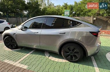 Внедорожник / Кроссовер Tesla Model Y 2024 в 