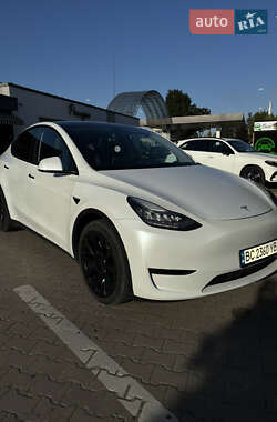 Внедорожник / Кроссовер Tesla Model Y 2022 в Львове