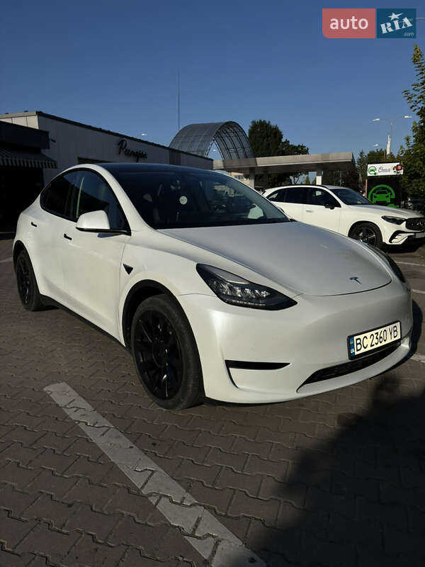 Внедорожник / Кроссовер Tesla Model Y 2022 в Львове