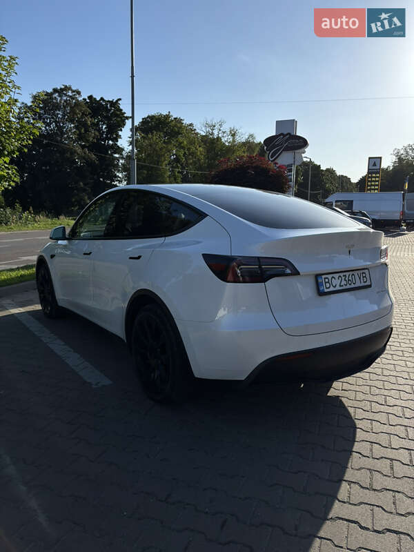 Внедорожник / Кроссовер Tesla Model Y 2022 в Львове