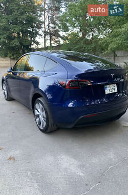Внедорожник / Кроссовер Tesla Model Y 2023 в 