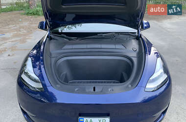 Внедорожник / Кроссовер Tesla Model Y 2023 в 