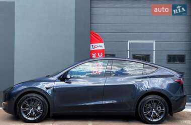 Внедорожник / Кроссовер Tesla Model Y 2024 в 