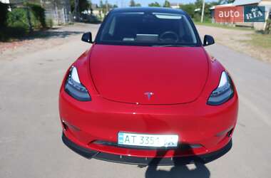 Внедорожник / Кроссовер Tesla Model Y 2021 в 