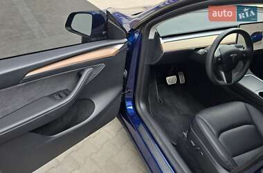 Внедорожник / Кроссовер Tesla Model Y 2023 в 