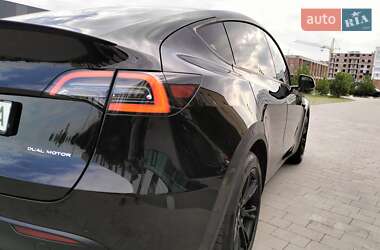 Внедорожник / Кроссовер Tesla Model Y 2022 в 