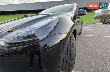 Внедорожник / Кроссовер Tesla Model Y 2024 в 