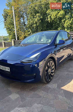Tesla Model Y 2023