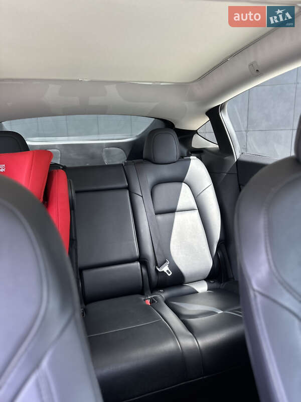 Внедорожник / Кроссовер Tesla Model Y 2021 в Харькове