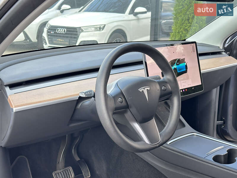 Внедорожник / Кроссовер Tesla Model Y 2023 в Харькове