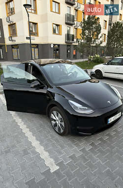 Внедорожник / Кроссовер Tesla Model Y 2023 в 